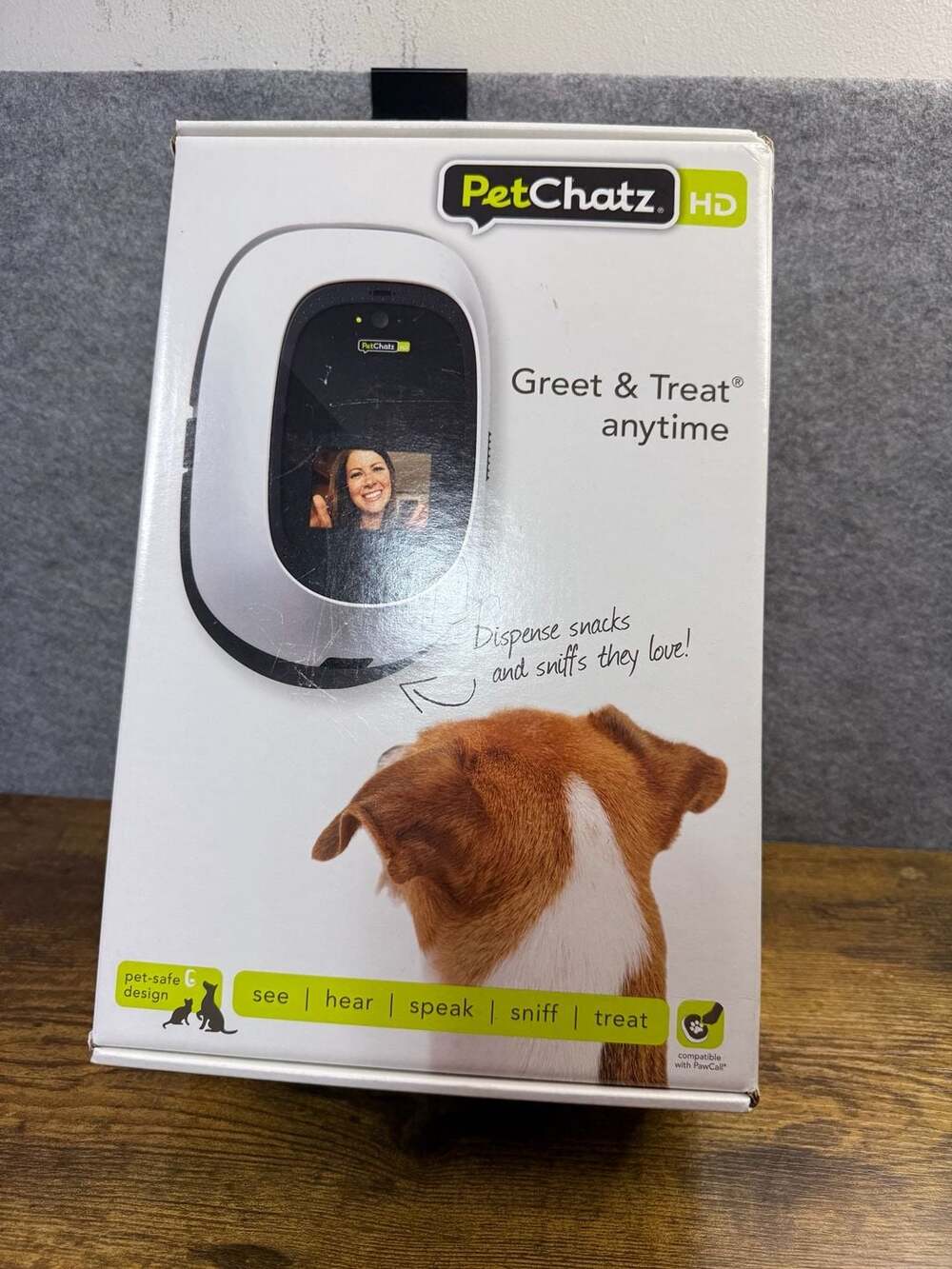 PetChatz HD 2-Way Audio/Video Pet Greet & Treat Dispenser WiFi Camera